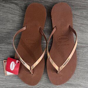 NWT! Havaianas Slim Princesas Sandals Size 7/8W
